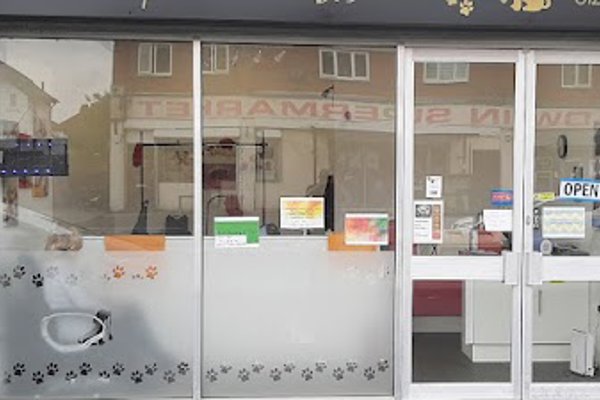 Photo associated with Collar And Tie Dog Groomers