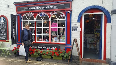 Photo associated with Smarty Coats Dog Grooming