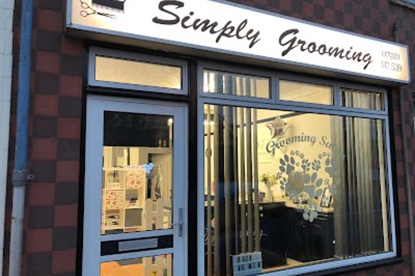 Photo associated with Simply Grooming