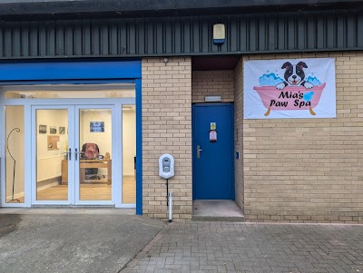 Photo associated with Mia's Paw Spa